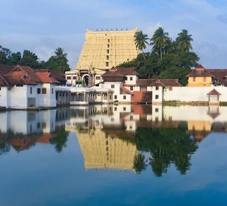 Ananthasayanam Homestay Near Sri Padmanabha Swamy Temple Thiruvananthapuram Exterior foto